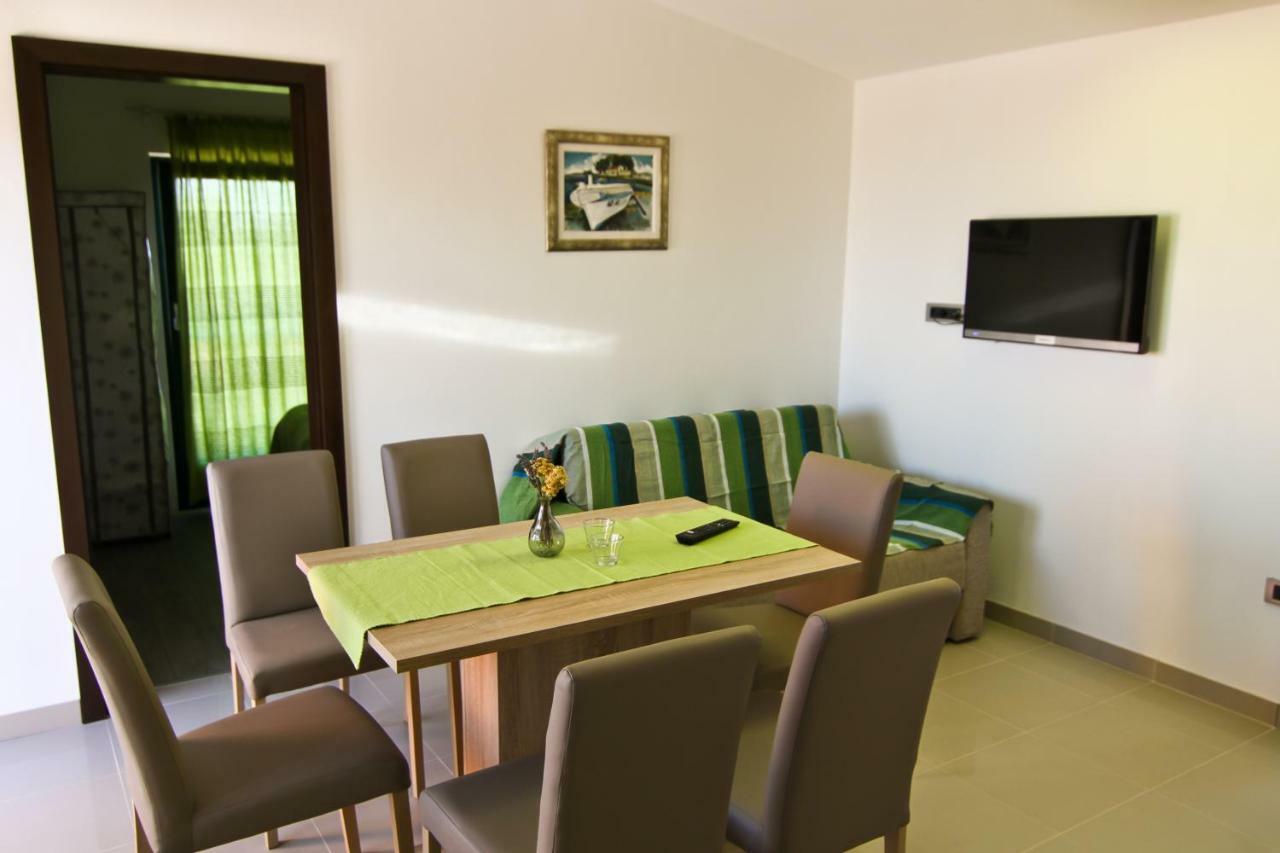 Villa Savar Apartmani Bagian luar foto
